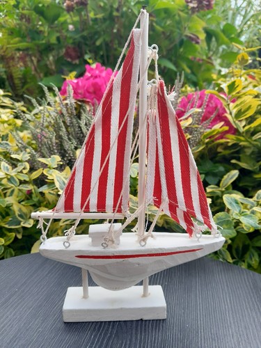 14cm 5cm segelyacht - l.14cm,h.22,5cm,